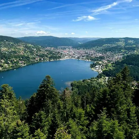 Au Bord Du Lac דירה *